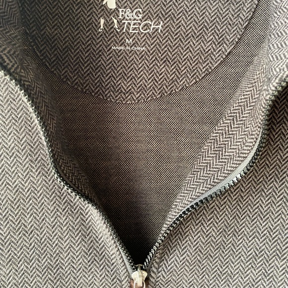 F&G quarter zip windsweater - Picture 2 of 3
